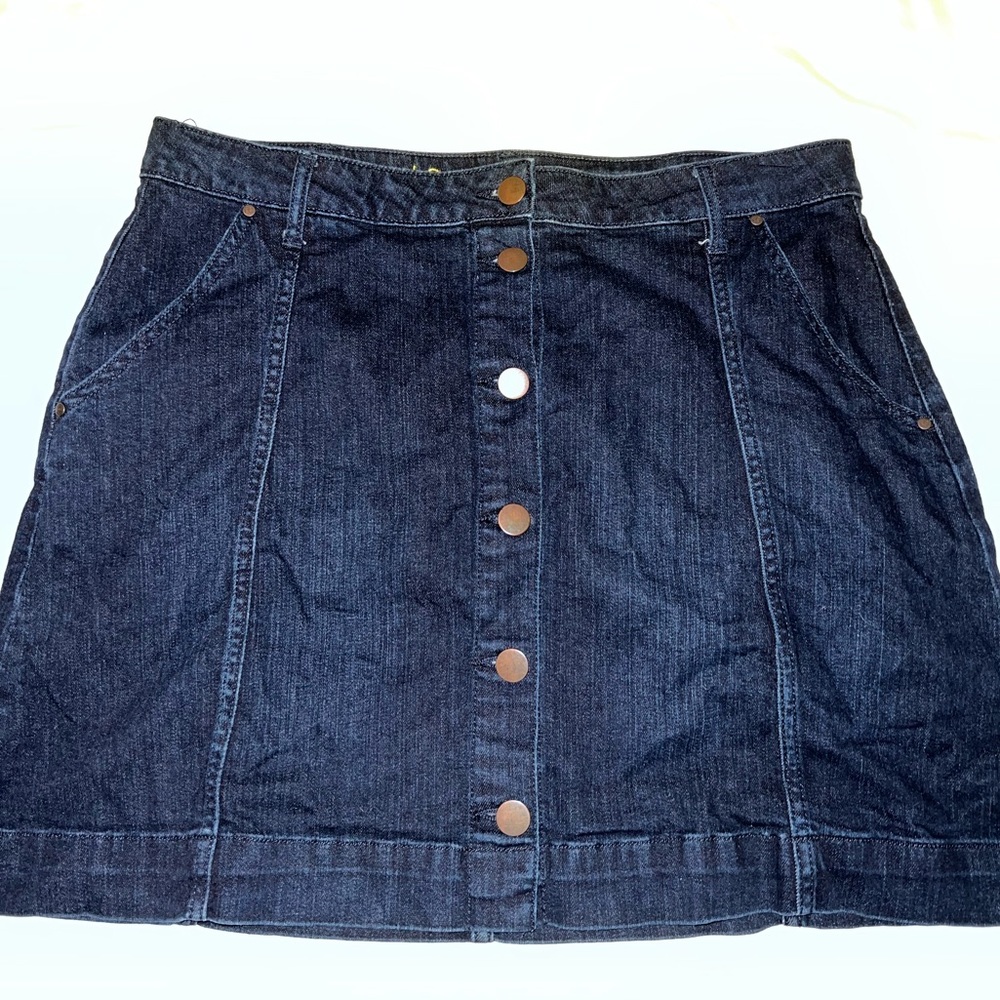 Denim skirt
